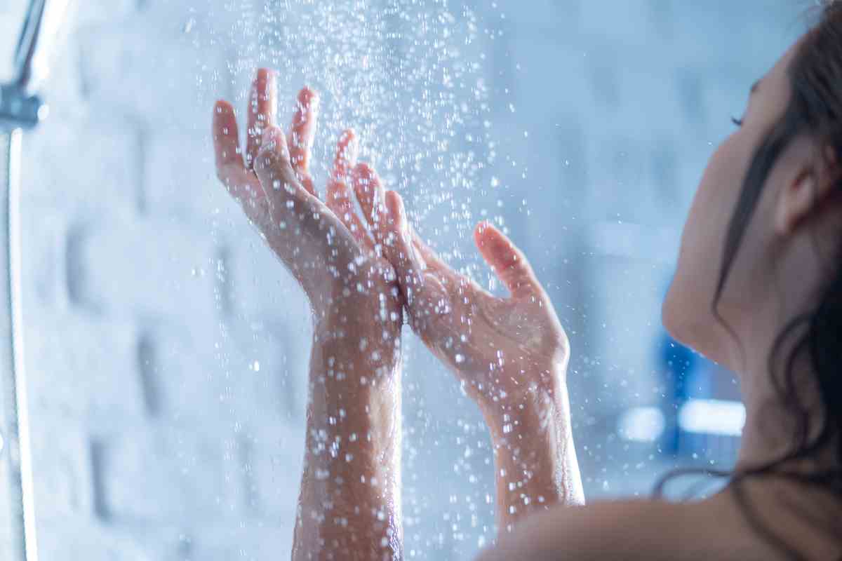 Lo scarico della doccia puzza di fogna? Ecco il rimedio naturale per  combatterlo definitivamente